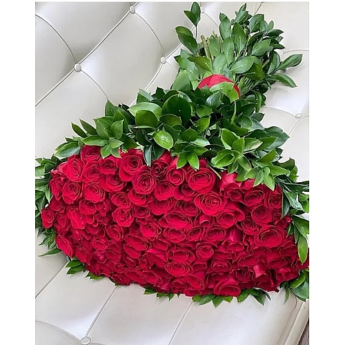“LOVE” Roses Bouquet