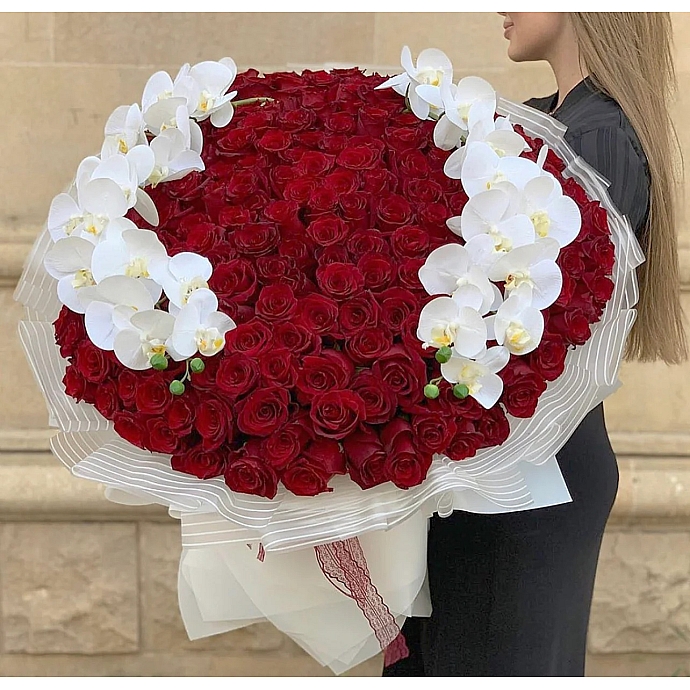 100 Premium Red Roses & Orchids Bouquet